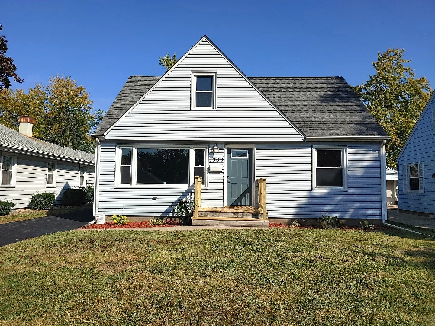 1309 Morgan St photo 1