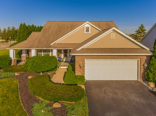 1389 Woodfield Ln, Zeeland, MI 49464