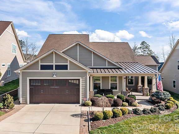 2nd image of 629 Tallulah Falls Dr