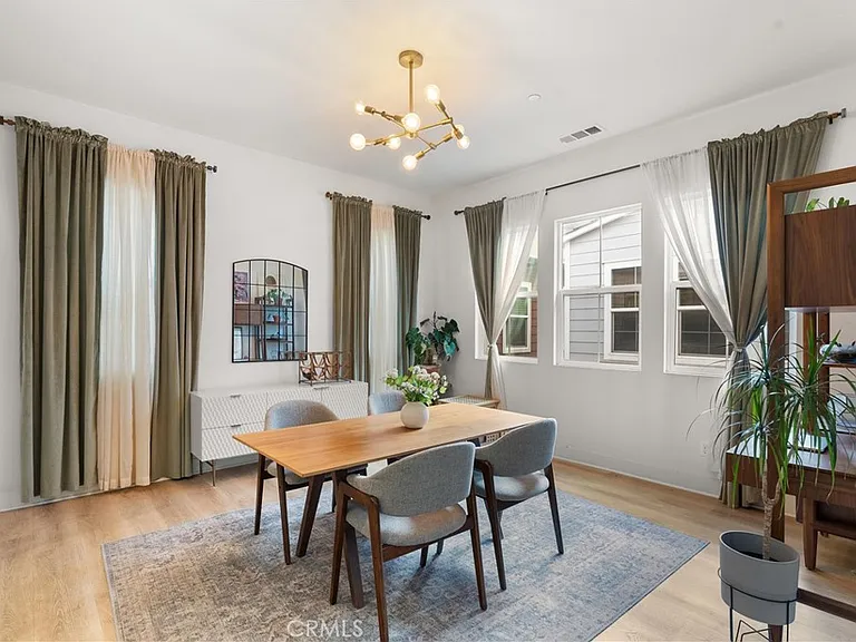 710 W Tribella Ct — Photo 11