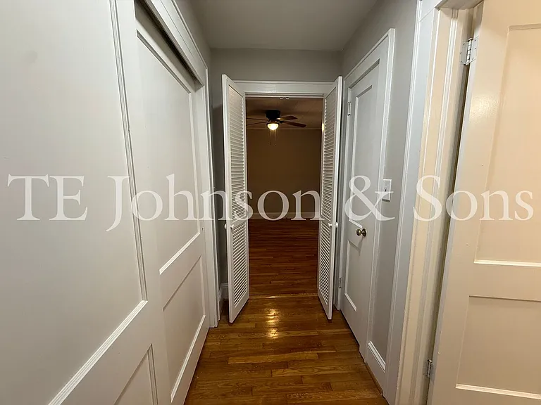 5535 Robinhood Rd — Photo 17