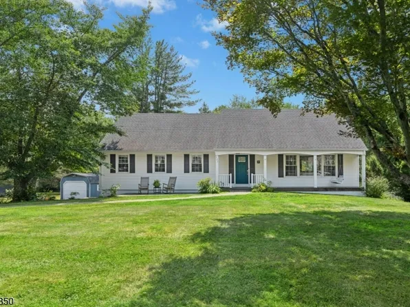 121 Rolling Hill Drive, Long Hill Twp., NJ 07946