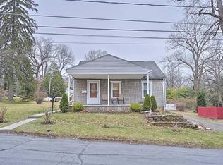 2462 S Fountain St, Allentown, PA 18103
