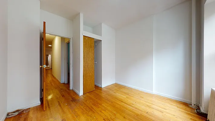 Rented by Bond New York | media 20