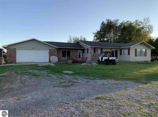 8773 Rose City Rd, Hale, MI 48739