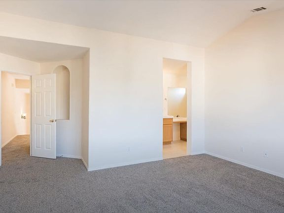 5th image of 2448 N Darbeton Ave