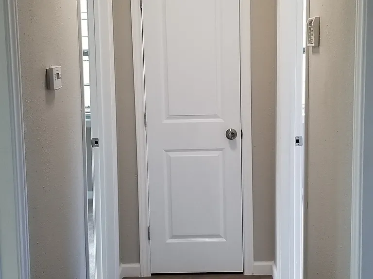 10509 Sierra Dr — Photo 7