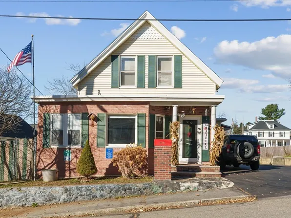 44 Fred St, Lowell, MA 01850