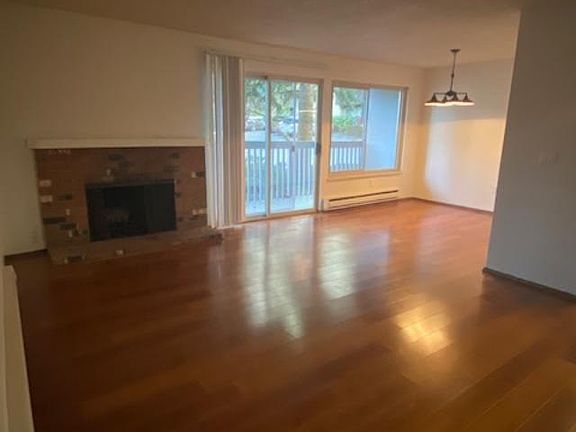 2nd image of 12707 NE 118th St