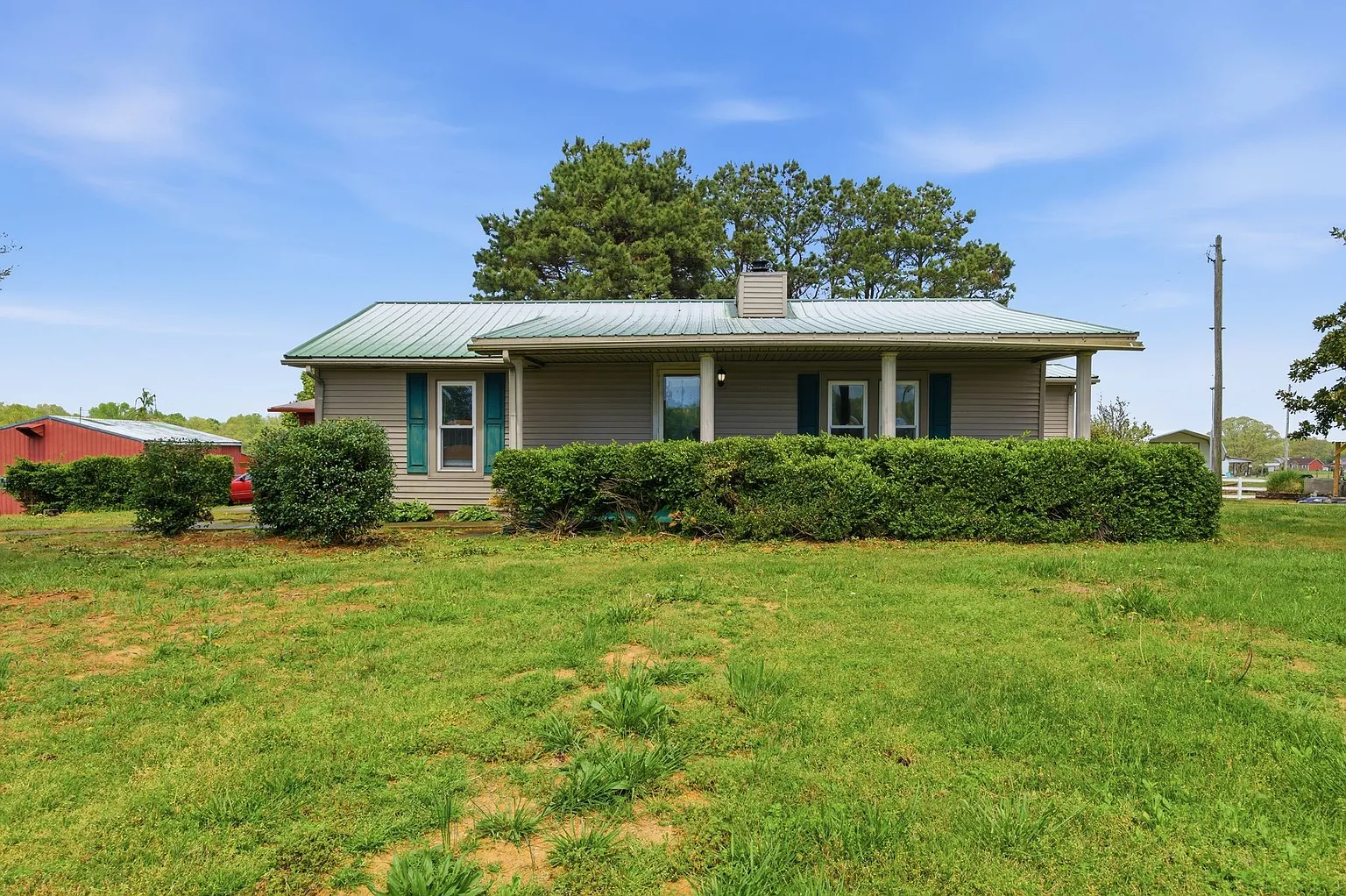 2495 Highway 52 E photo 1