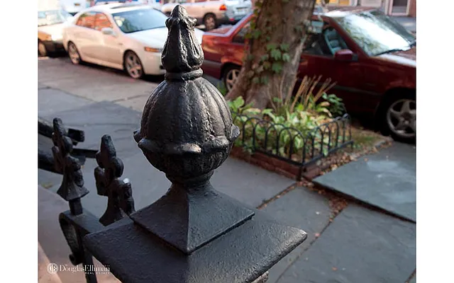 Rented by Douglas Elliman | media 14