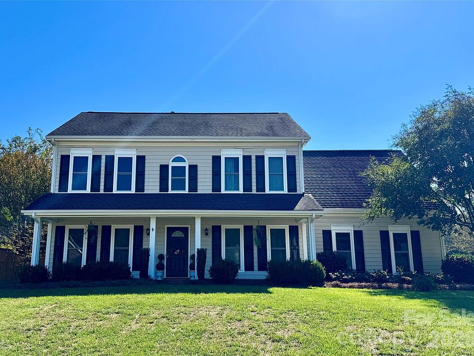 1st image of 107 White Branch Ct
