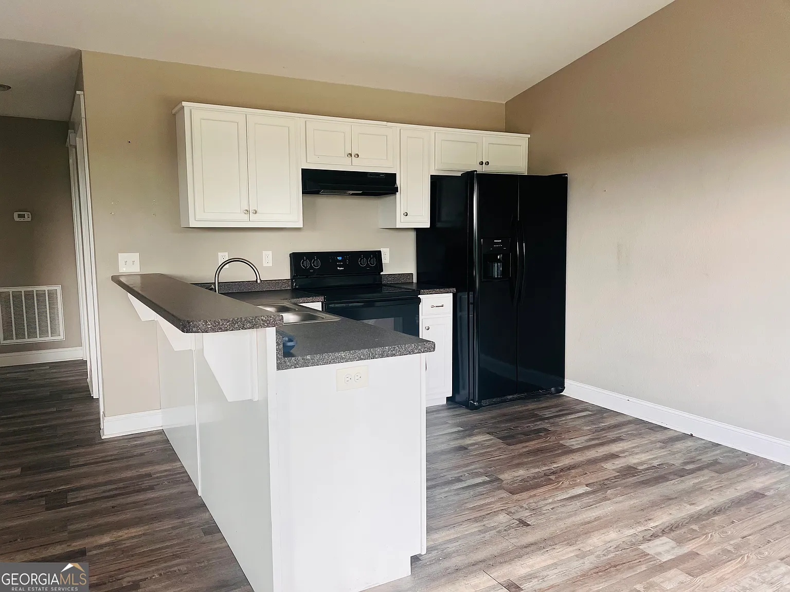 2 bed, 2.0 bath, $1,300 — Photo 2