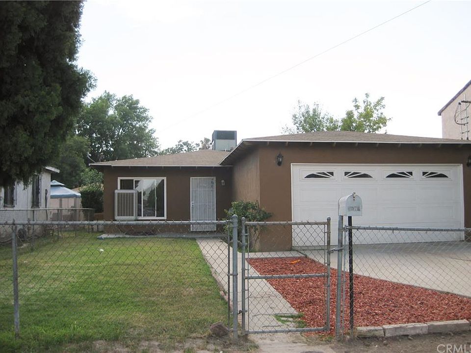 1st image of 1076 Tia Juana St