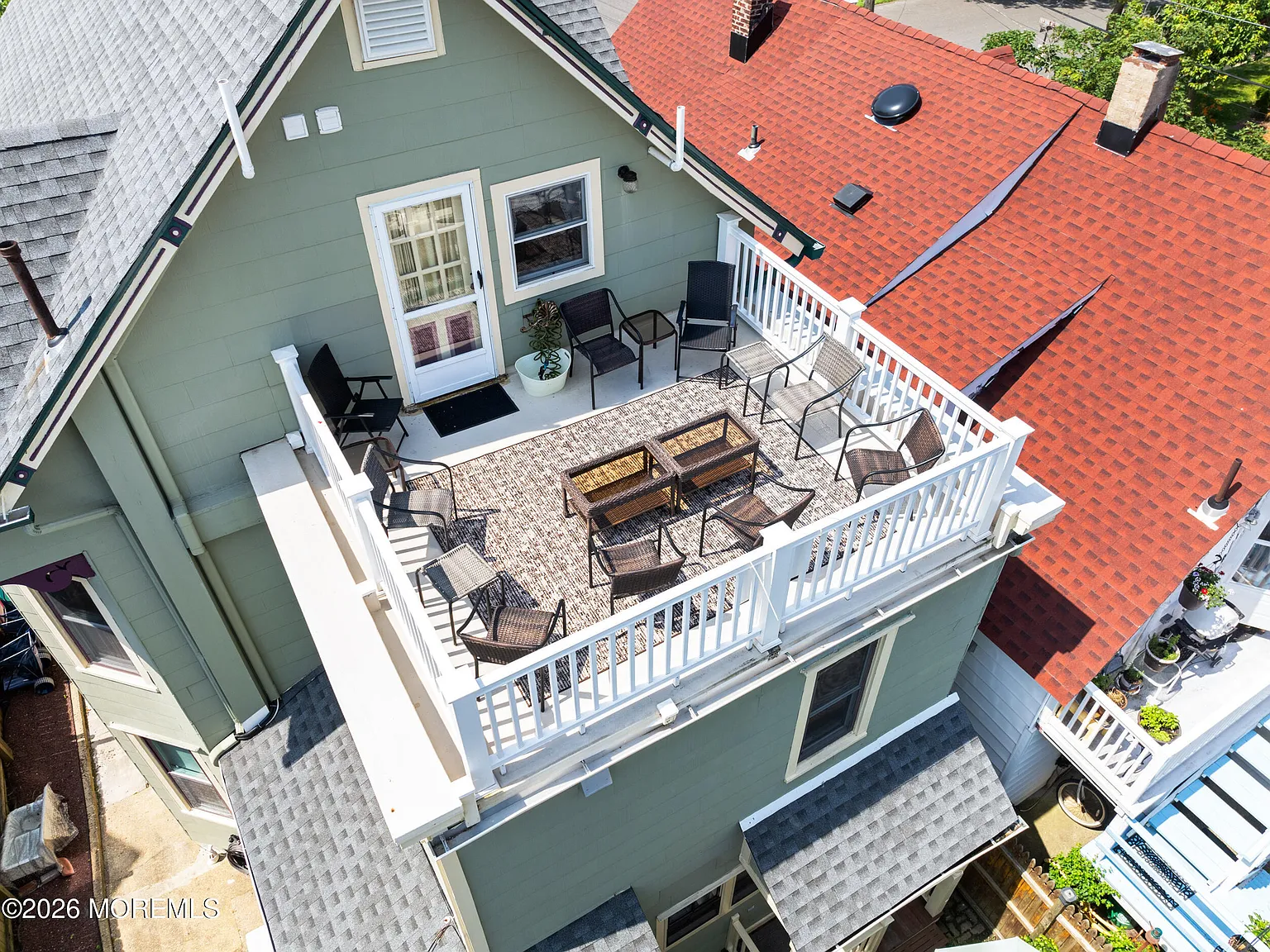4 bed, $3,750 — Photo 2