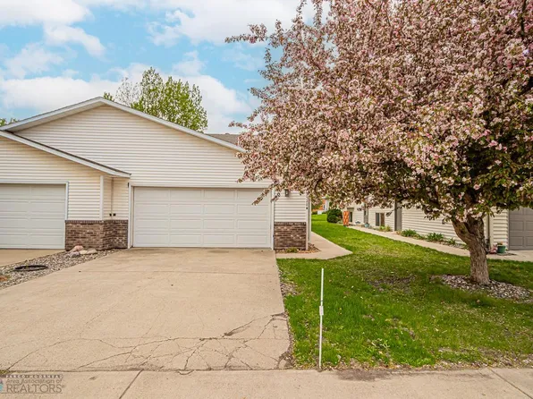 2528 25th Ave S Unit A, Fargo, ND 58103