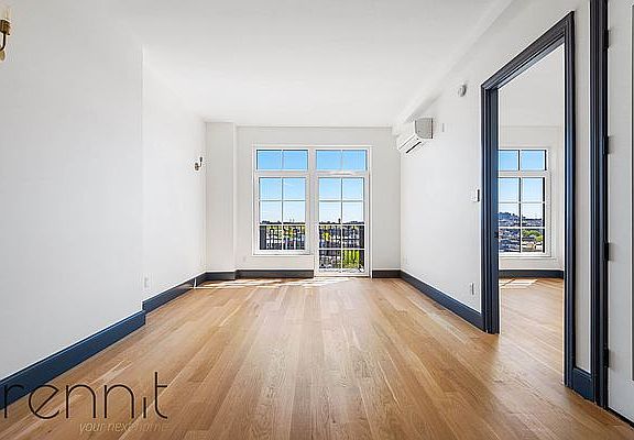 2nd image of 1430 Fulton St APT 204