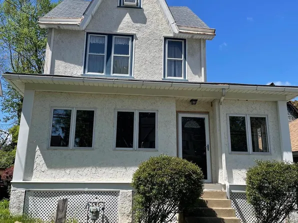 45 W Essex Ave, Lansdowne, PA 19050