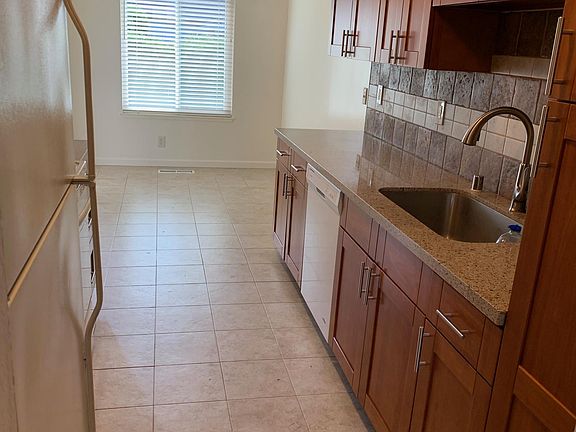 5th image of 103 Falkirk Ct #2