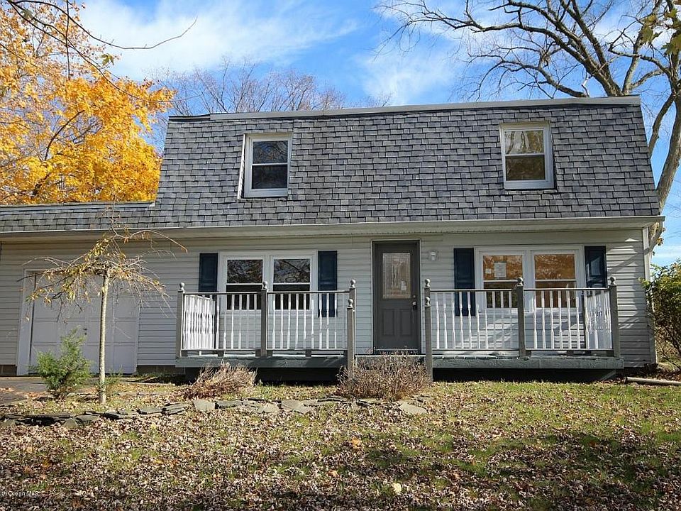 1st image of 75 Curtis Pl
