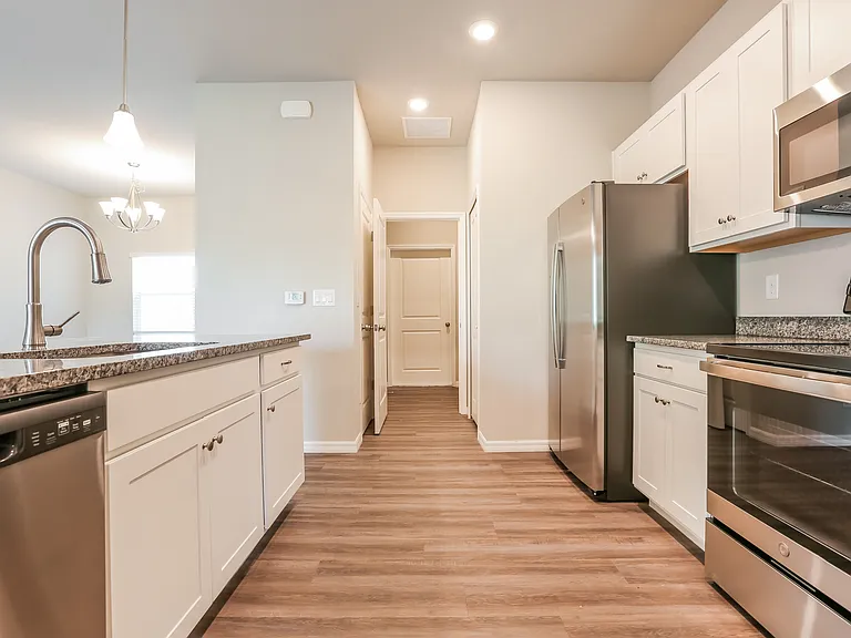 3468 Colfax Ln — Photo 9