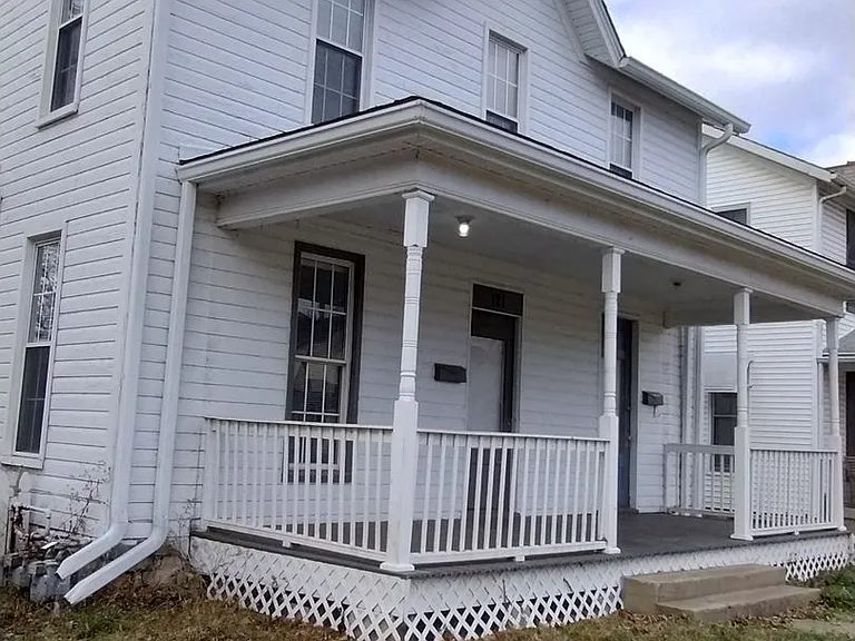 121 S 5th St — Photo 27