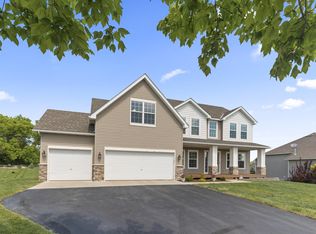 9566 Cottontail Dr, Saint Bonifacius, MN 55375