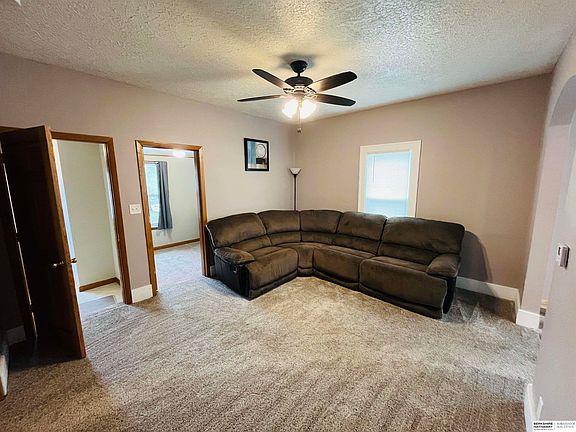 5th image of 1008 Verges Ave