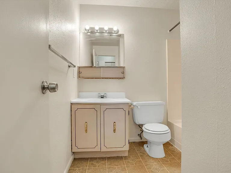 Chippewa Village Apartments Convenient Living in Beaver Falls, PA — Photo 25