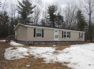 24 Foxfire Dr, Plattsburgh, NY 12901