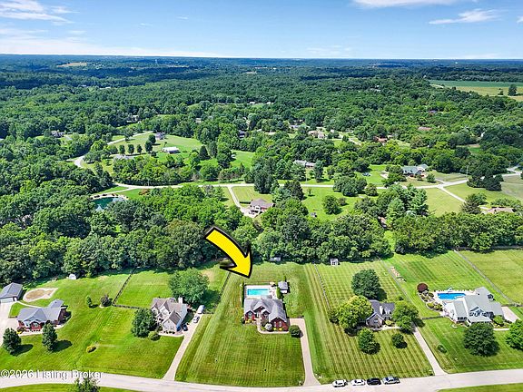 5th image of 4512 Stone Ridge Rd