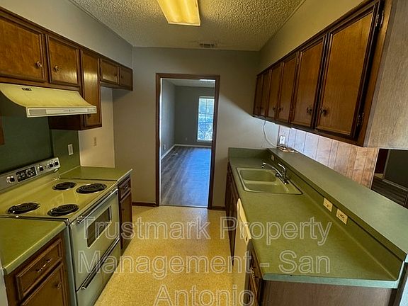 5th image of 14303 Brook Hollow Blvd