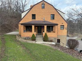 4465 Mount Troy Road Ext, Pittsburgh, PA