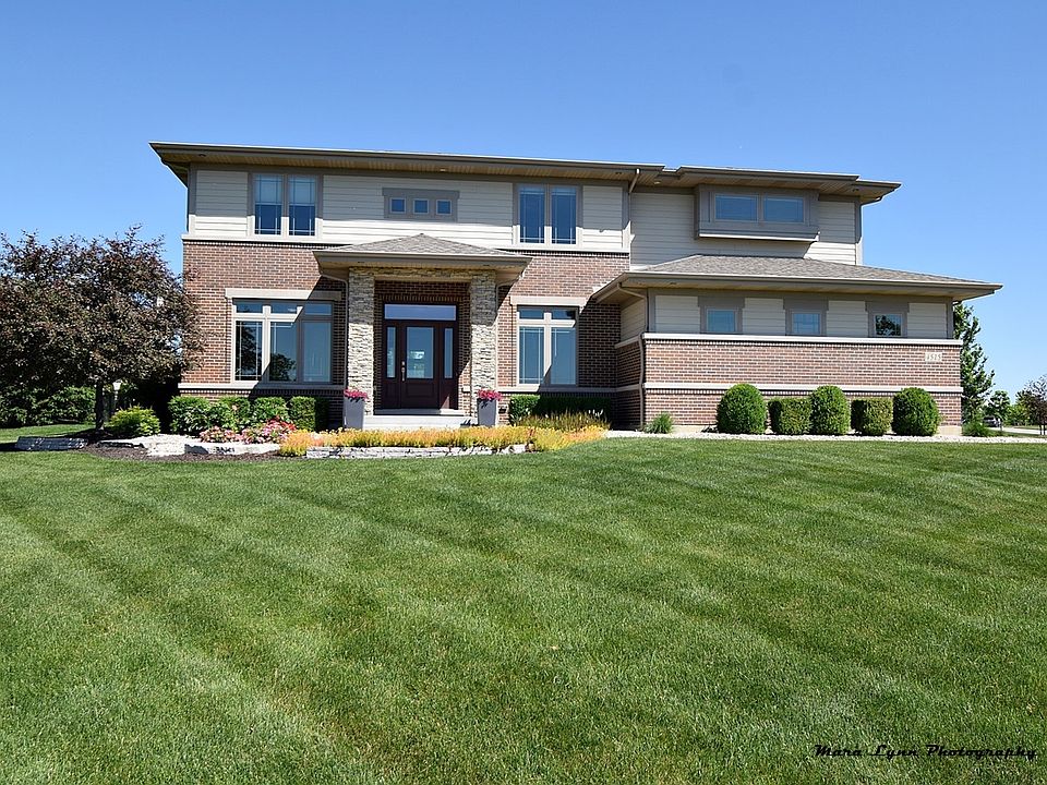 1st image of 4515 Foxgrove Dr