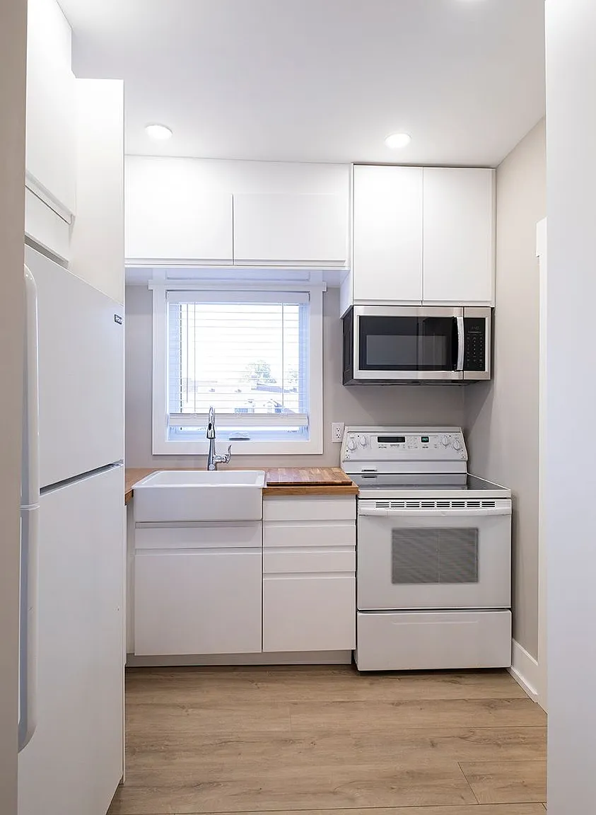 2 bed, $1,700 — Photo 2