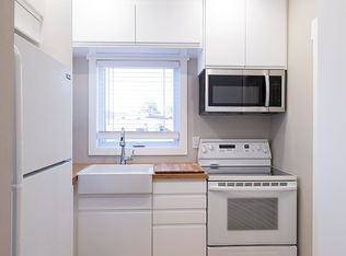14 Queen St APT 2, Innisfil, ON L0L1L0