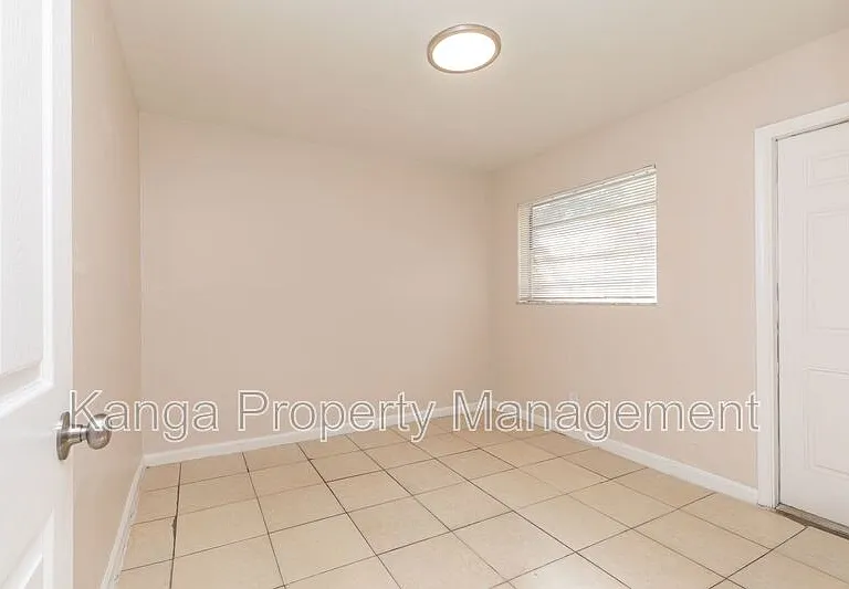 7750 SW 10th Ct #B — Photo 15