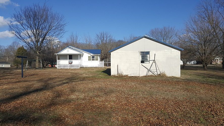1st image of 4142 S County Road 300 E