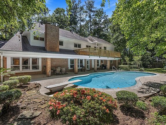 2nd image of 2903 Valley Manor Dr