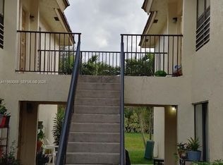 Grenadier Gardens Condomi, Pompano Beach, FL 33065