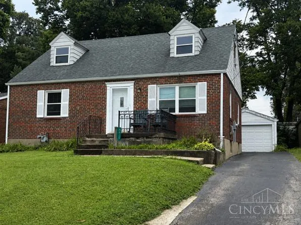 6825 Esther Ln, Cincinnati, OH 45243