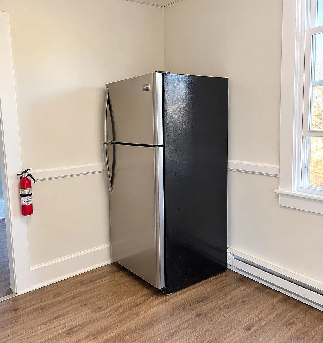 3 bed, 2400 sqft, $1,400 — Photo 4
