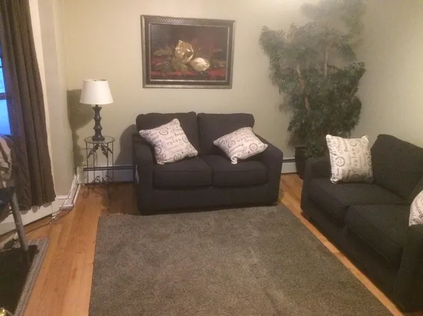 30 Young St, Newport, RI