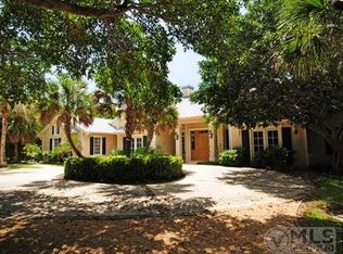 486 S Beach Rd, Hobe Sound, FL 33455