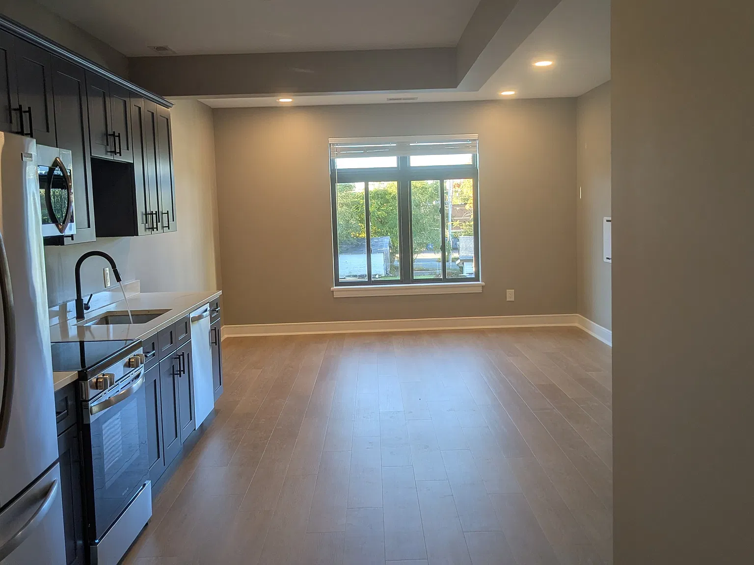 2623 Guilderland Ave — Photo 2