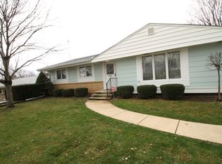 4311 Yale Dr, Rockford, IL 61109
