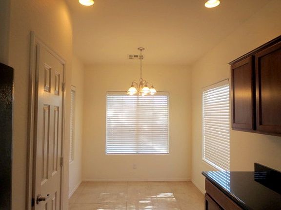 4th image of 37170 W Mondragone Ln