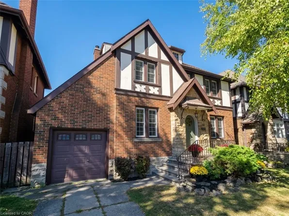 48 Rothsay Ave, Hamilton, ON L8M 3G1