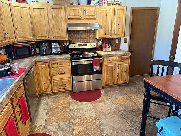 3rd image of 2118 Barr Dr