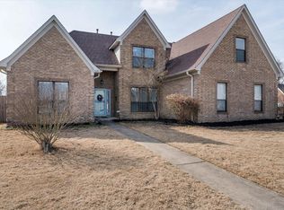 7839 Country Lake Dr, Bartlett, TN 38133